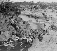 Lord Robert's advance on Pretoria - Transports crossing the Zand River 